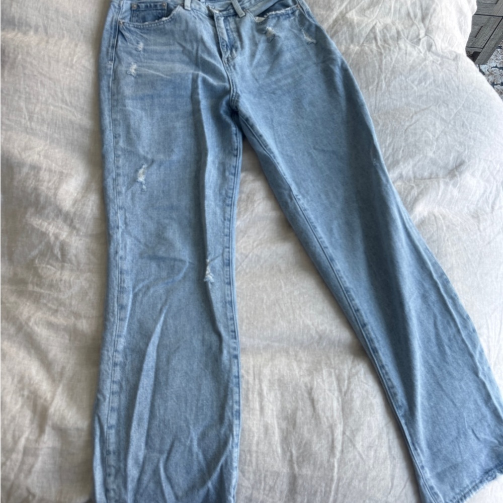 Pistola Cassie denim distressed jean